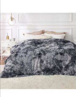 Bedsure heated throw 50x60 new in box