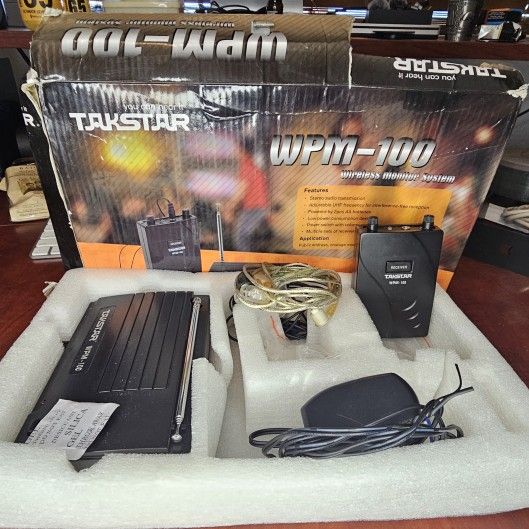 Trakstar WPM-100 Wireless Monitor System
