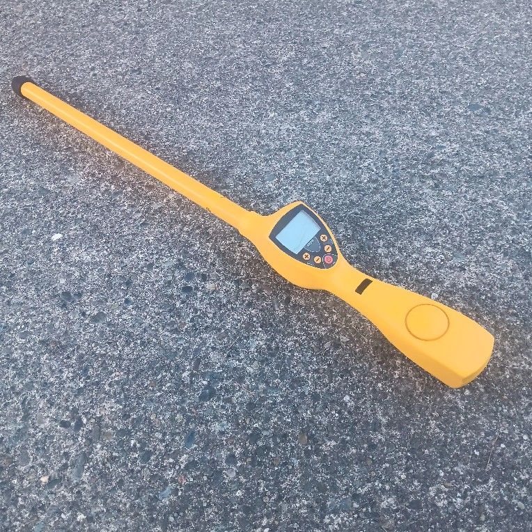 CST Berger MT200 Magnetic Locator Almost New Condition (no soft case) Magna Trak. For Pick Up Fremont Seattle. No Low Ball Offers. No Trades