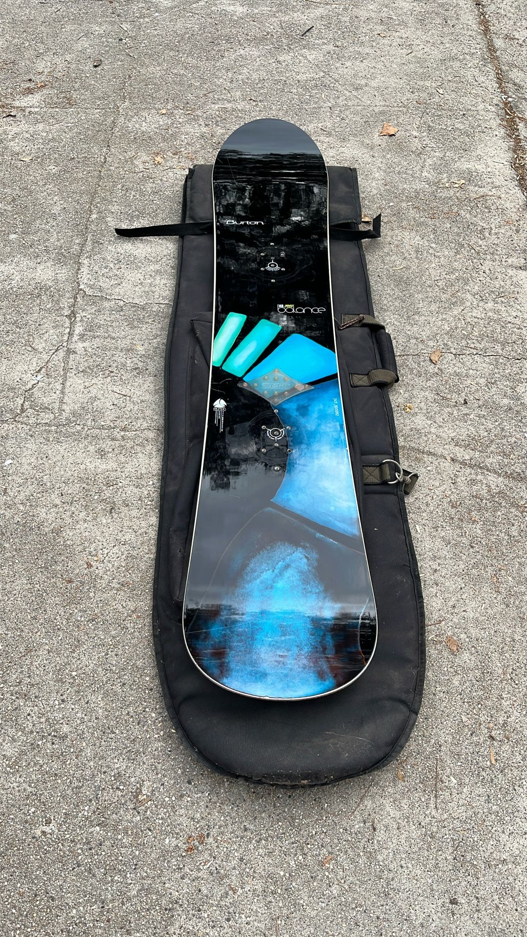 Burton Balance 148.5 Snowboard & Travel Bag