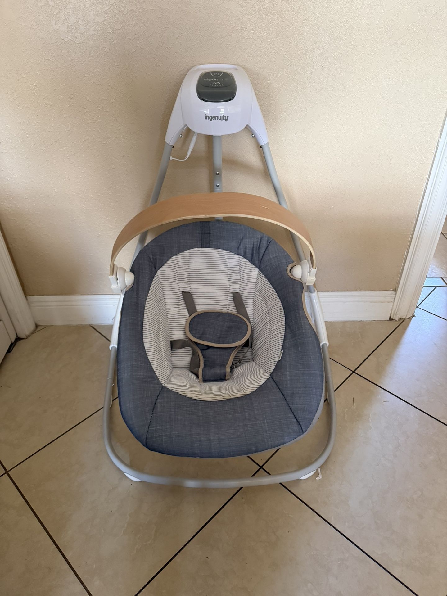 Ingenuity - Baby Swing