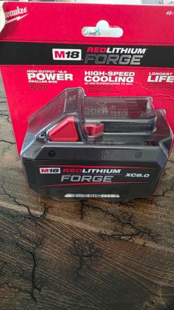 New Milwaukee XC 8.0 Red Lithium Battery