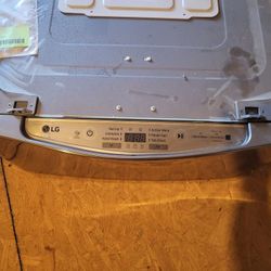 LG SIDEKICK PEDESTAL WASHER & STANDARD PEDESTAL WITH DRAWER