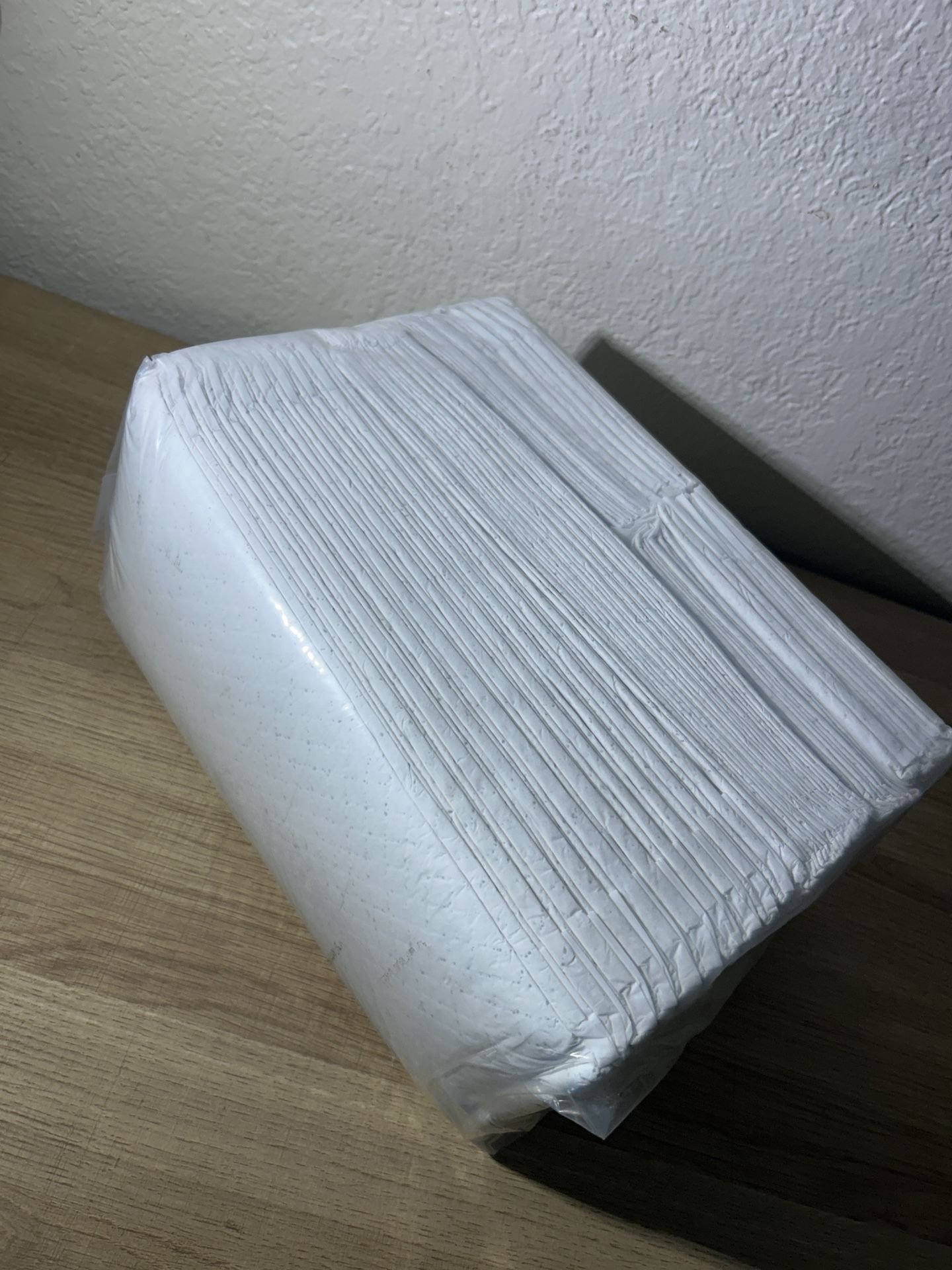 200 Dog Pee Pads – $20 (Training/Indoor Use)