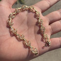 1 of 1 Elegant 14K Women’s Bracelet