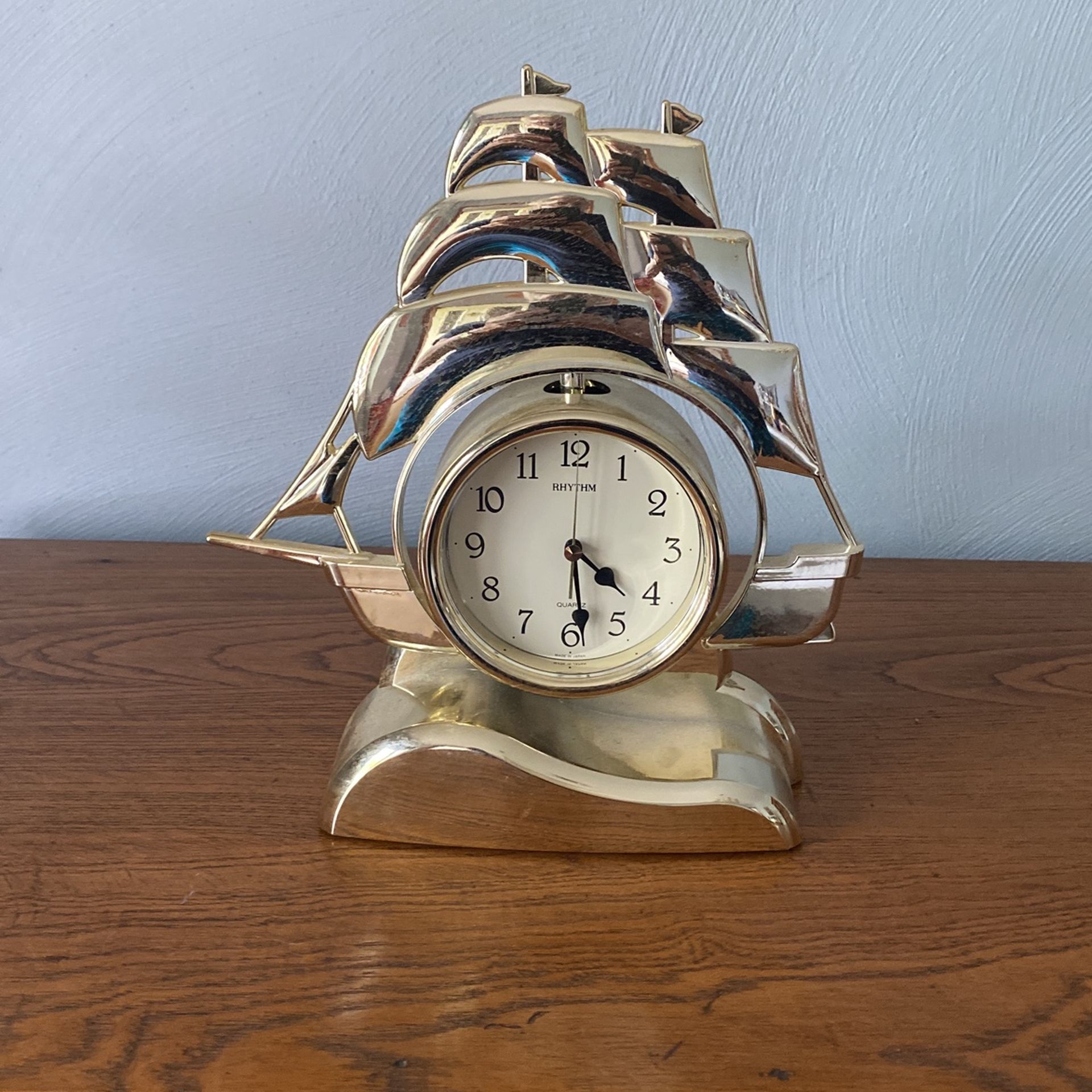 Rhythm Rocking Sailboat Clock