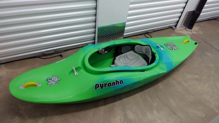 Pyranha I3 (222) Whitewater Kayak