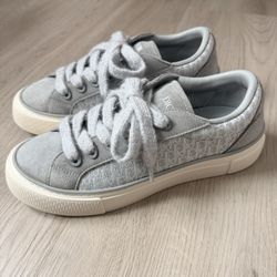 Authentic Dior Sneakers Size 43
