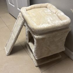 Small cat tower