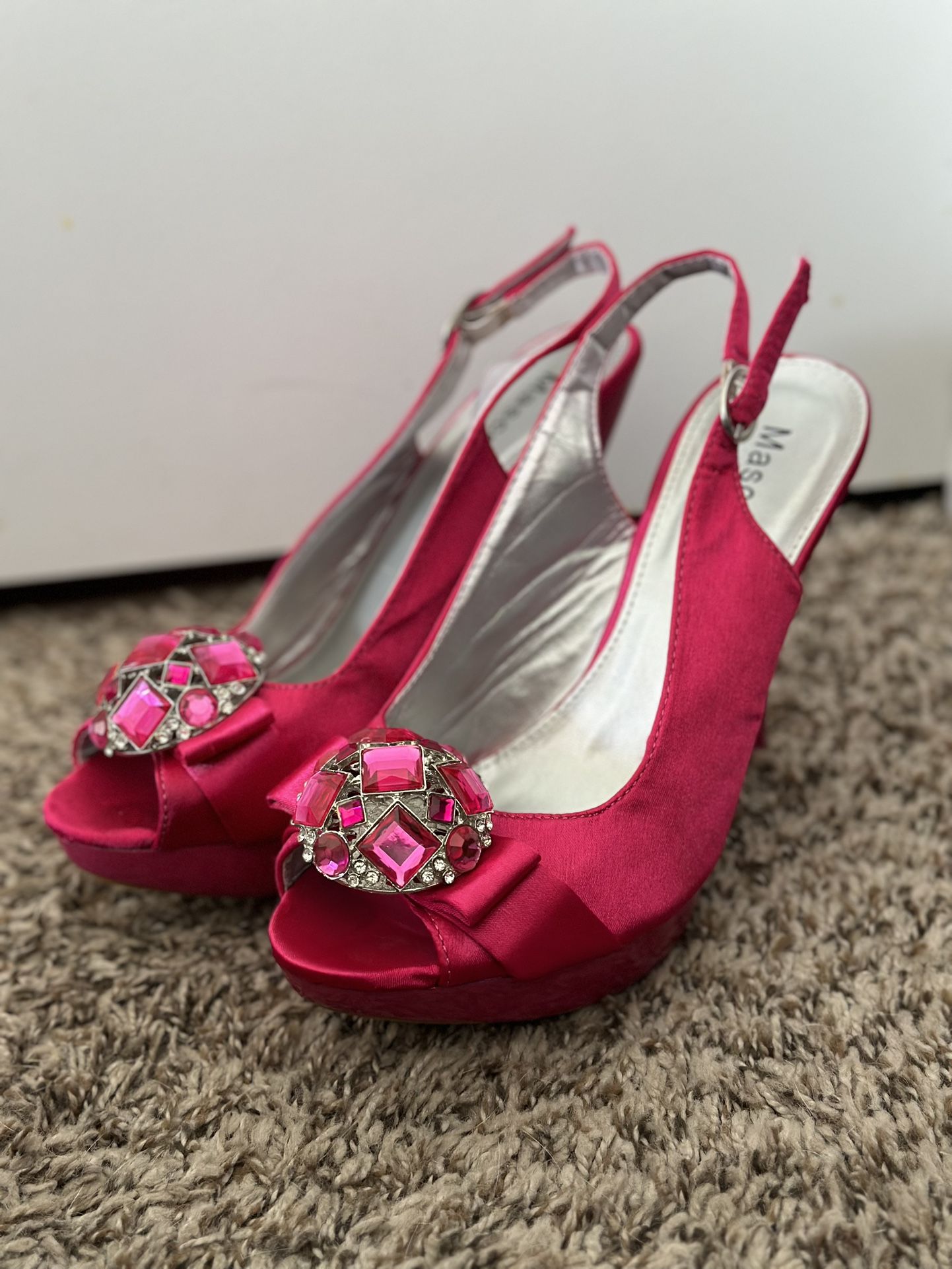 7.5 Woman’s Heels