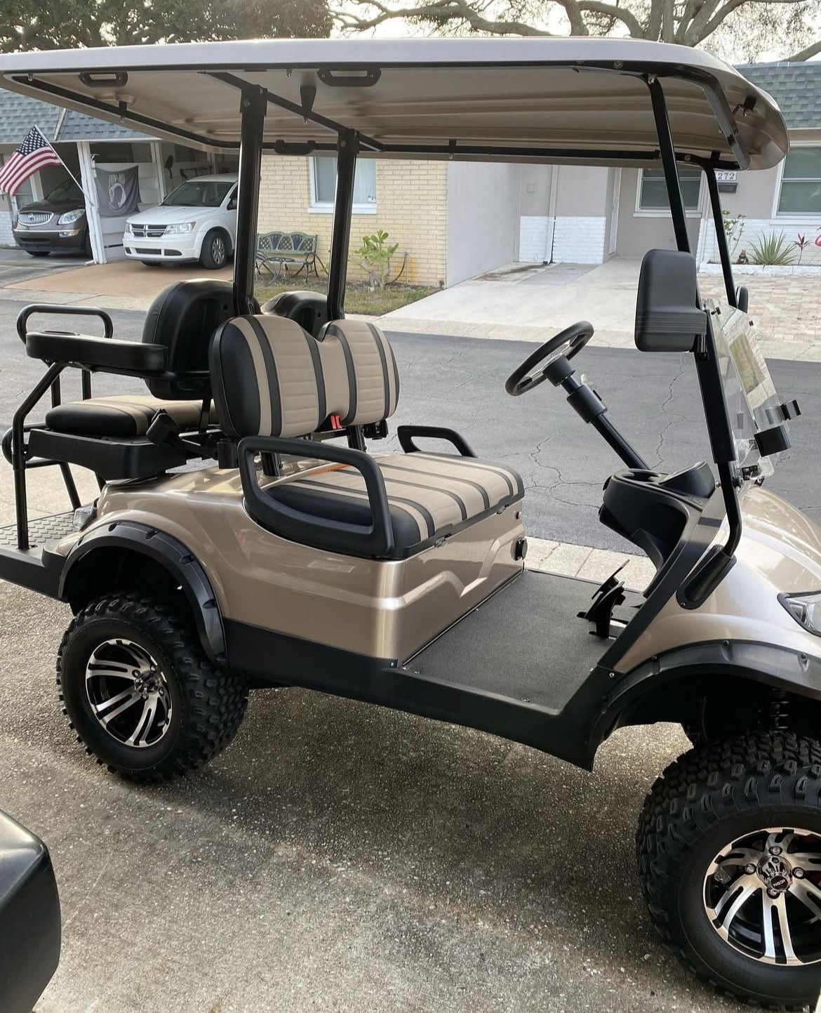 2022 Icon i40L Golf Cart