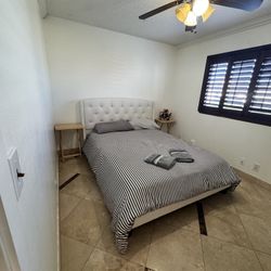 Tufted Queen Bed Bedframe With Mattress And Bedding