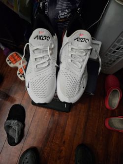 Nike ARC270 9 1/2 mens