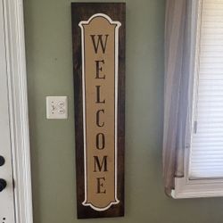 Wooden Welcome Sign
