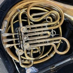 Holton H181 Professional Double French Horn 