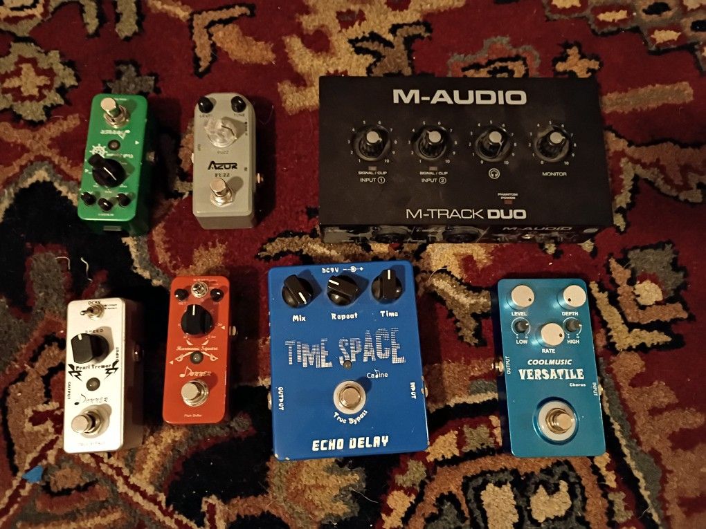 Set Of 6 Guitar Pedals And Audio Interface Used