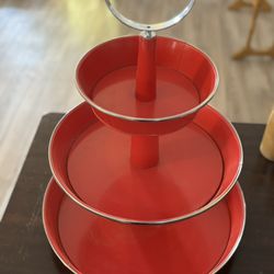 Shop Home's Sam's Club Red Size 21”H x 15.5” diameter Accents at a discounted price at Poshmark. Description: Red metal 3 tiered 21” high with bottom 