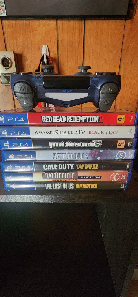 PS4 controller + Games (7)