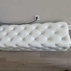 Baxton Studio Stella Crystal Tufted Modern Bench, White,