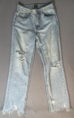 BDG Cowboy Jean 27 Light Wash Distressed Frayed Hem