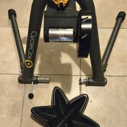 CycleOps Indoor Bike Trainer with Front Wheel Climbing Riser Block