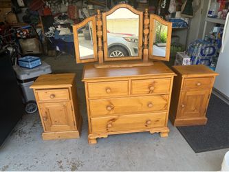 Twin size bedroom set