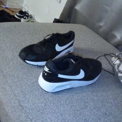 Nike Shoes Size 12