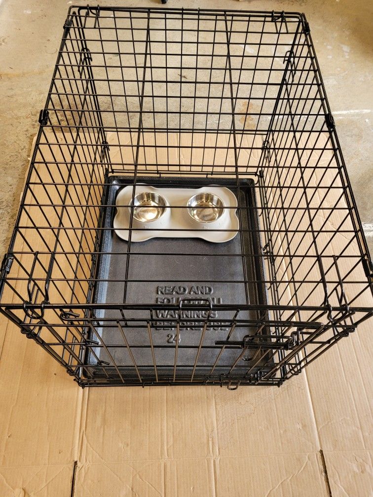 Folding  Dog Crate /  Kennel With Food And Water Dish