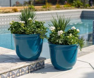 Theo Resin Planters by Trendspot, 2-pack