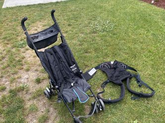 Umbrella stroller + baby carrier Porch Pu Need Gone 6/18!!