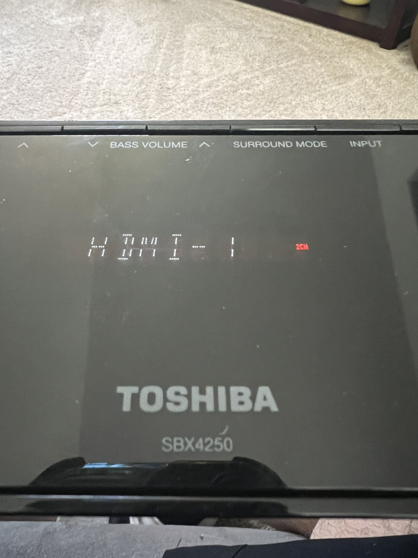 Toshiba soundbar. Blue Tooth. 