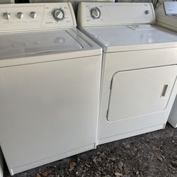 Whirlpool Washer And Dryer Set