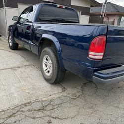 2003 Dodge Dakota