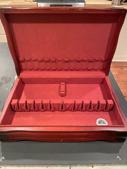 Silverware wood single-layer chest/storage/box with tarnish-resistant felt lining