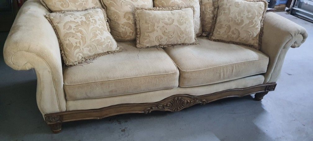 Beautiful sofa, loveseat, coffee table and end table
