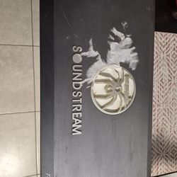 1600 watt,4chanel  sound stream midrange amp