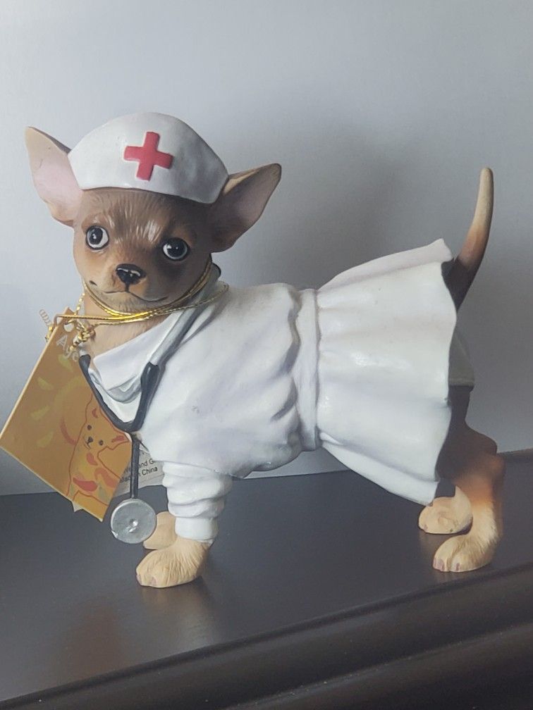 Aye Chihuahua! Nurse Figurine