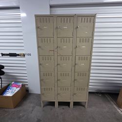 Wall locker
