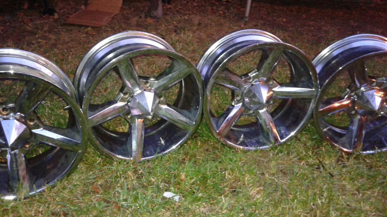 $200 KMC stealth 18x8.5 inch rims