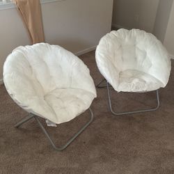 2 Fur Chairs 