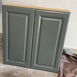 Upper Cabinet 