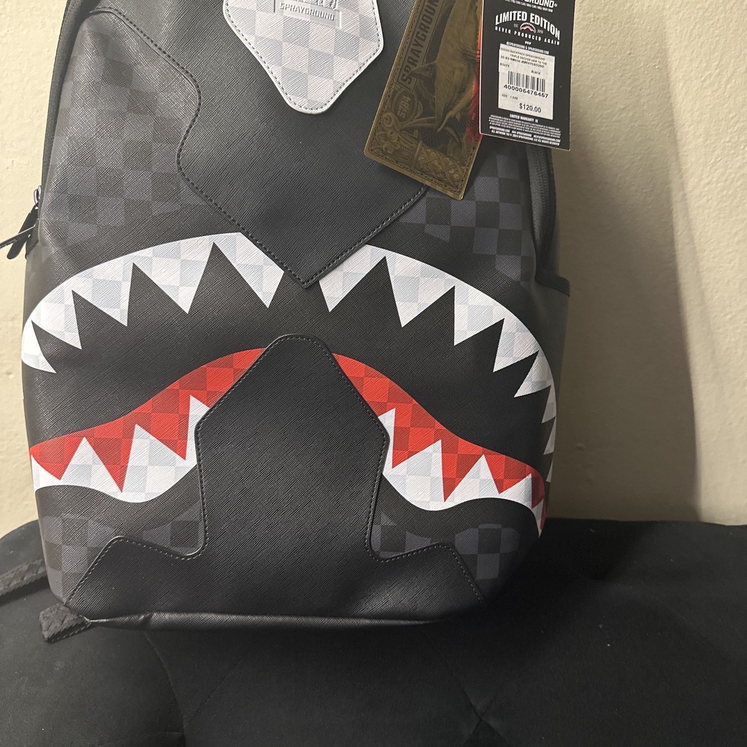 BRAND NEW SPRAYGROUND BACKPACK (Free Bison Tickets Included)
