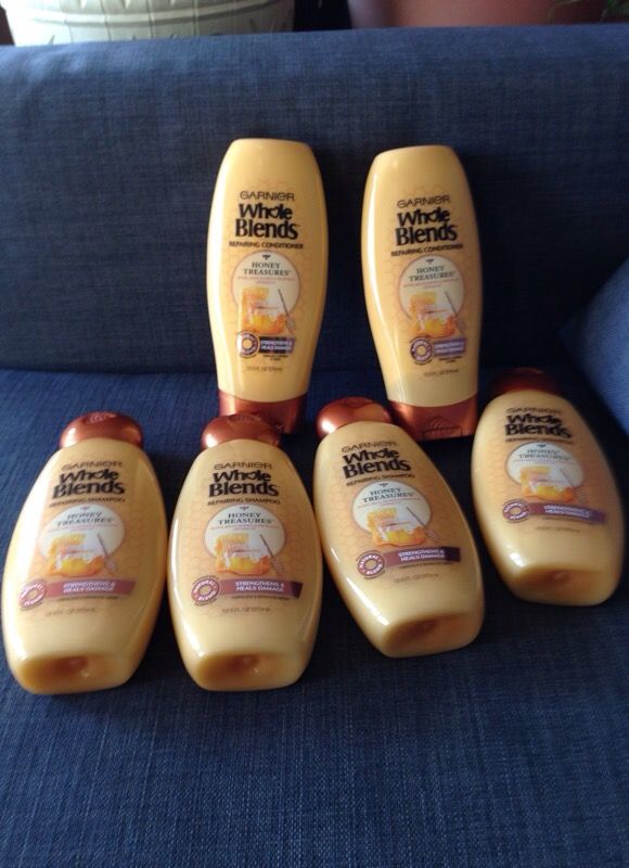 4 Shampoo Garnier Whole Blend Repearing Honey Treasures. Royal Jelly, Honey & Propolis Extracts Strengths & Heal Damage. 2 Conditioner Garnier W