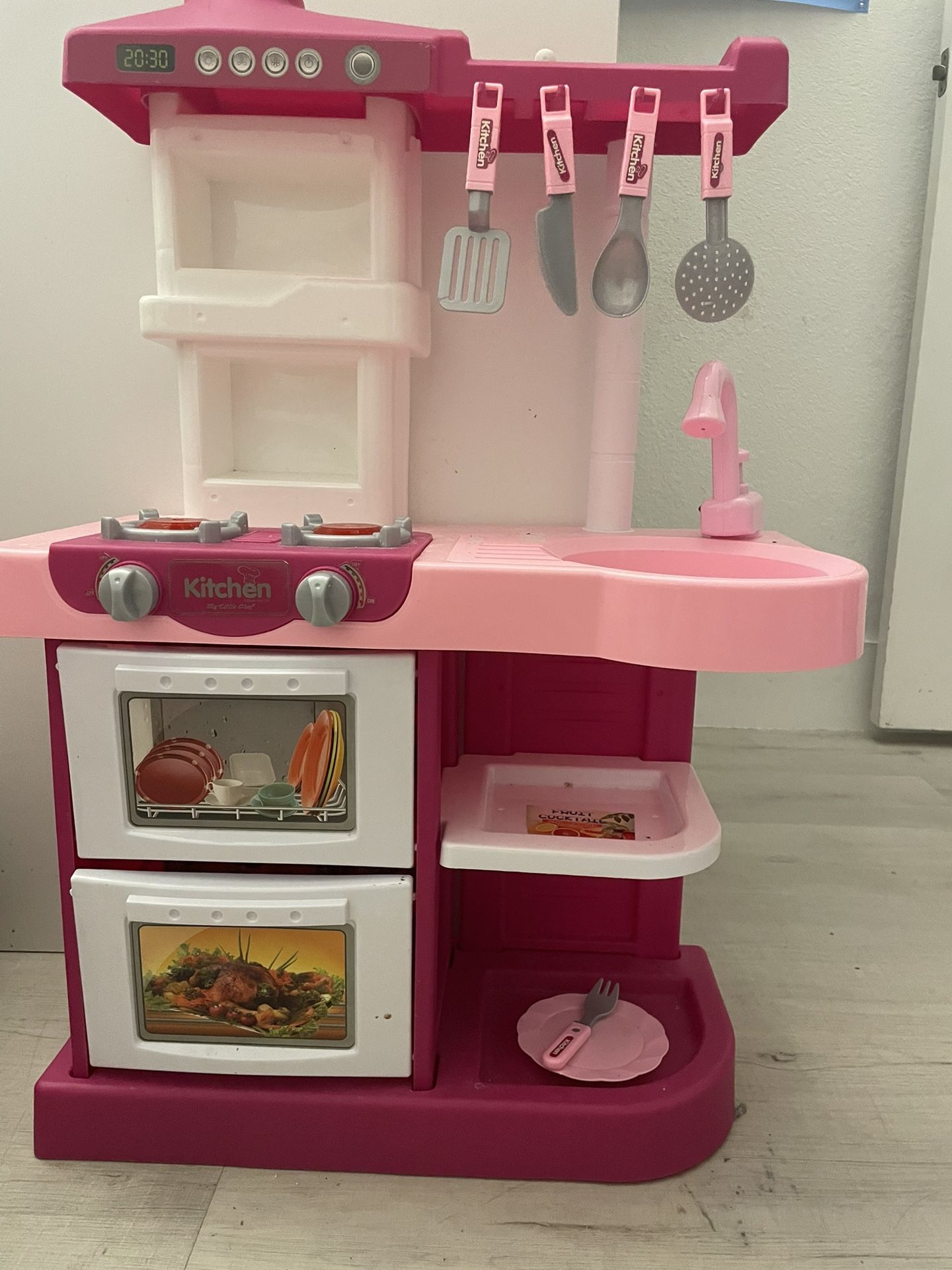 Kitchen For Kids - Cocina Para Niños