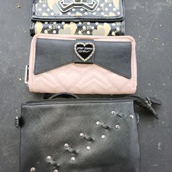 WALLETS GOOD CONDITION 