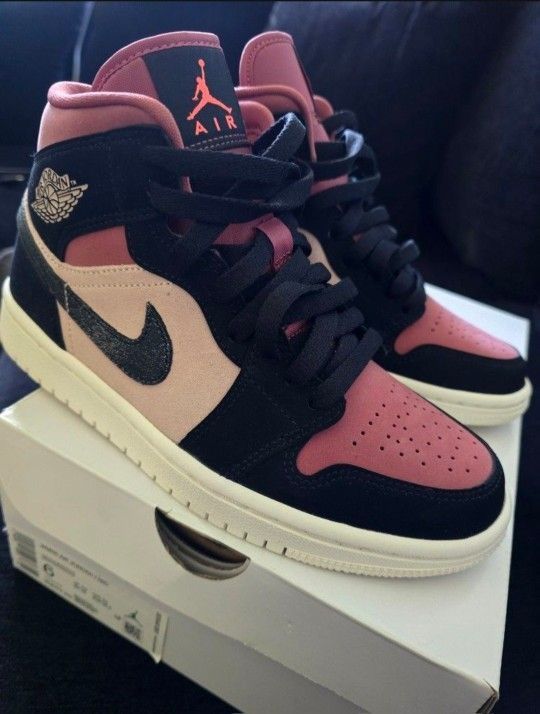 New Jordan Size 6 In Womens.