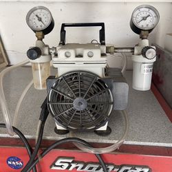 Welch 2545b laboratory Vacuum Pump Made In USA 