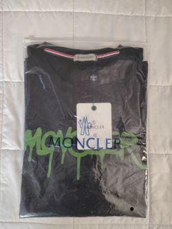 Moncler t-shirt