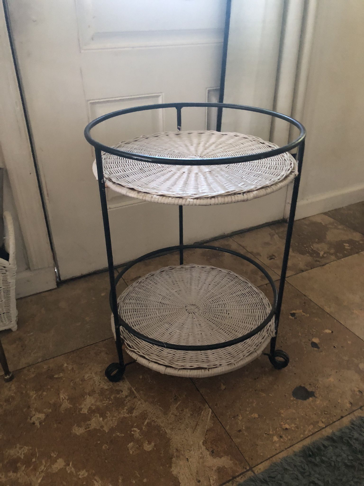 Vintage Mid Century Bar Cart / End Table
