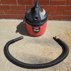 Craftsman 2 Gallon Shop Vacuum